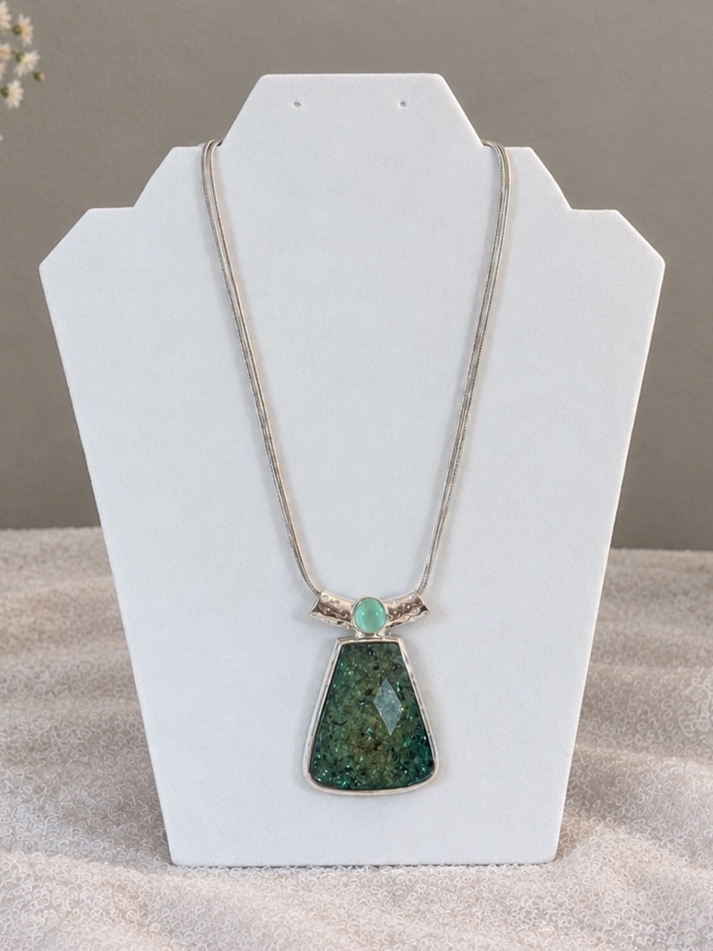 Vintage Moss Agate Teal Aqua Stone Pendant Necklace